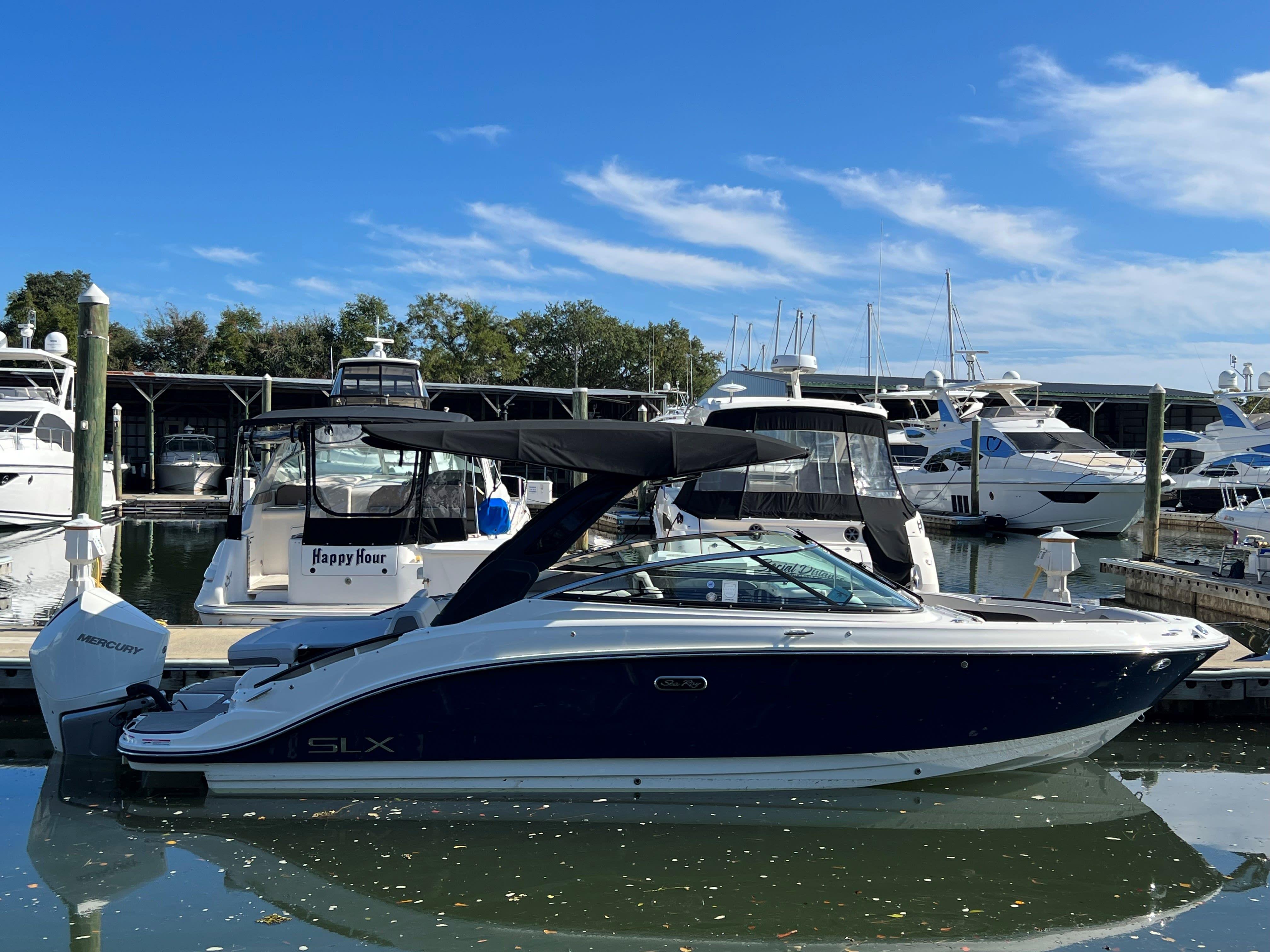 2025 Sea Ray SLX 260 Outboard, Venice Florida - boats.com