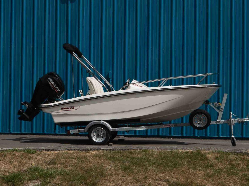 2025 Boston Whaler 130 Super Sport