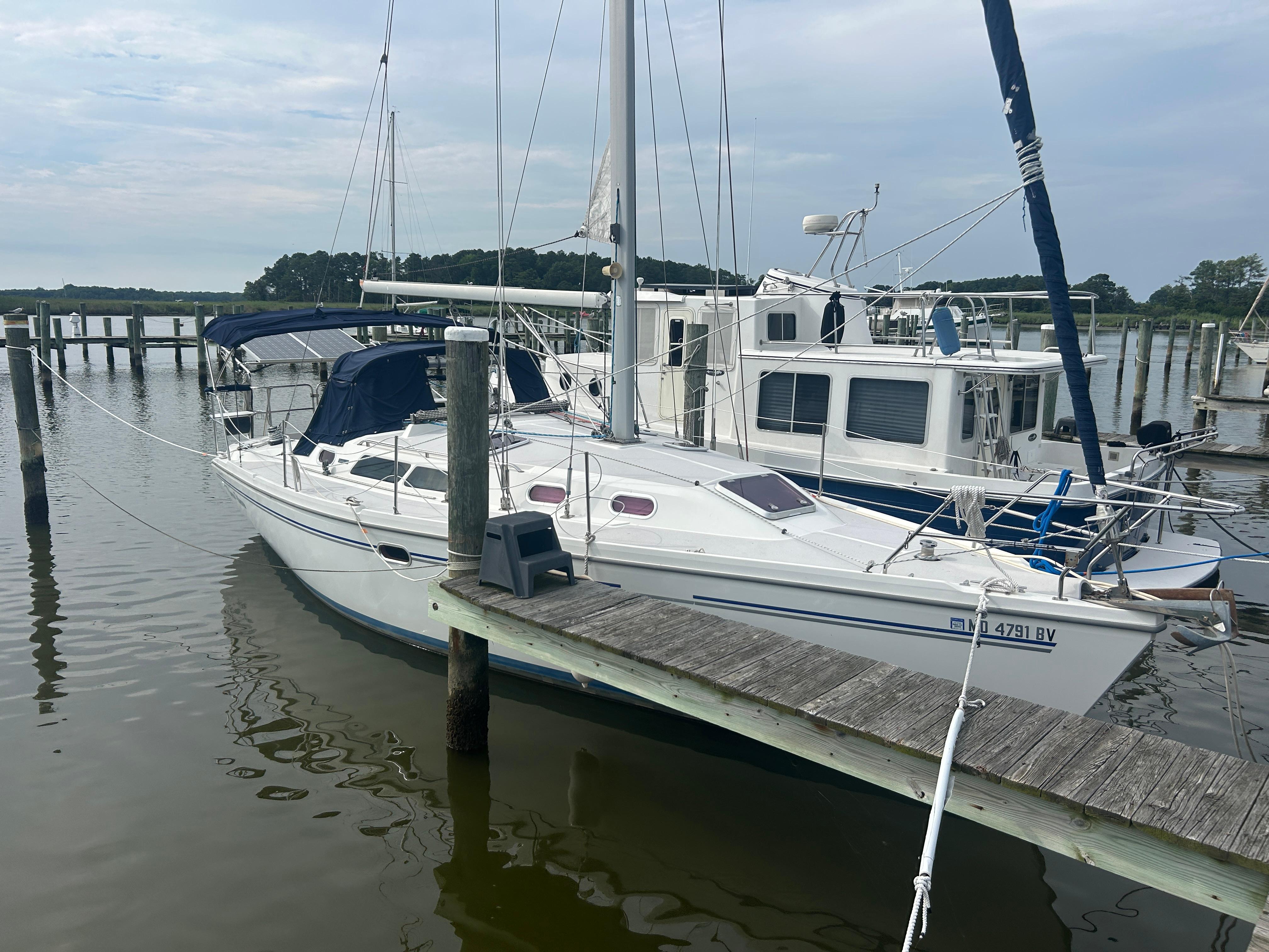 2004 Catalina 350