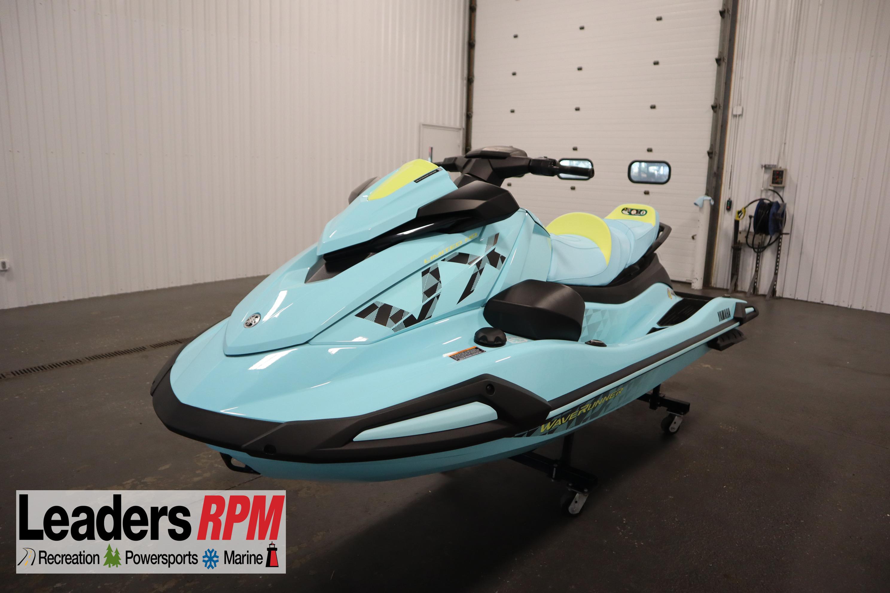 2025 Yamaha WaveRunner VX® Limited HO