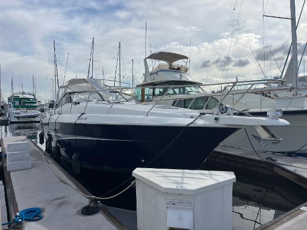1993 Silverton 38 Express