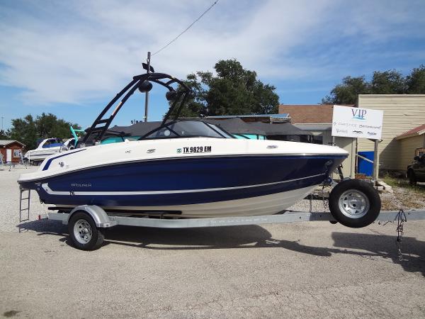 2018 Bayliner VR5 Bowrider