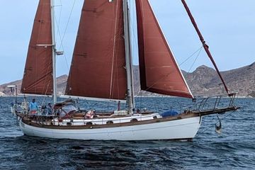 1980 Hans Christian 43
