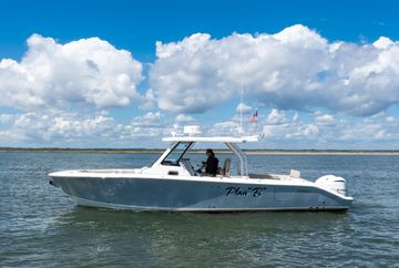 2019 Pursuit S 328 Sport