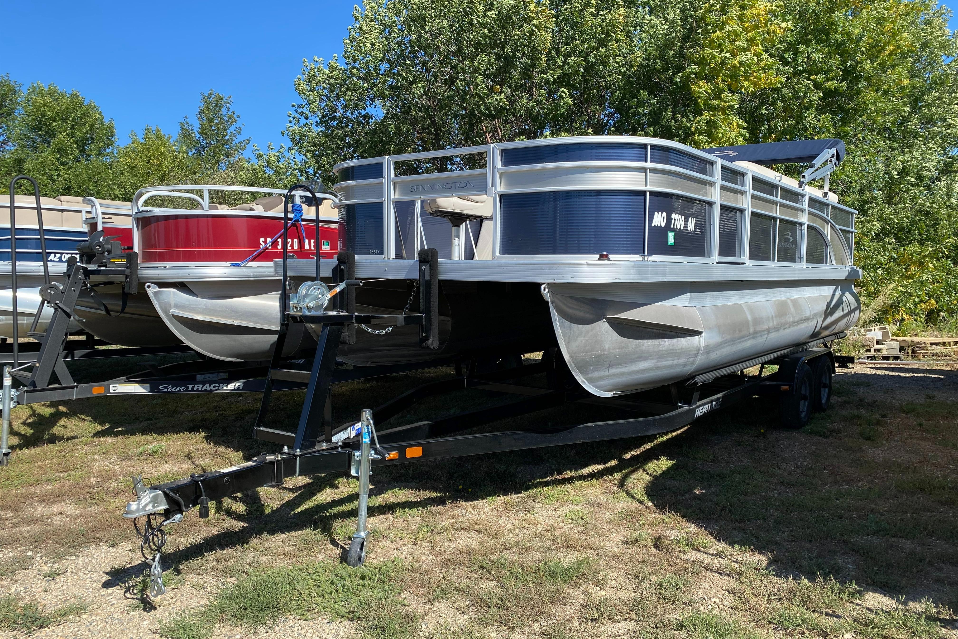2018 Bennington 21 SFX Pontoon Boat
