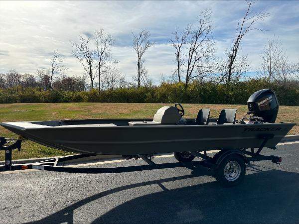 2024 Tracker Grizzly 1754 SC