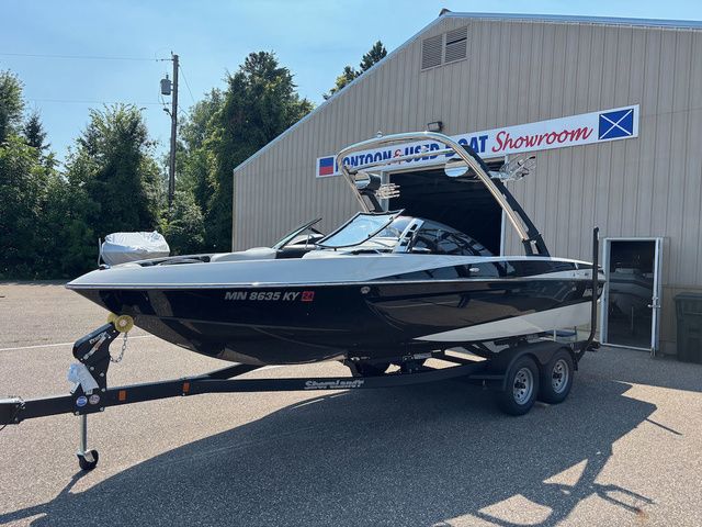 2012 Malibu Wakesetter 21 VLX