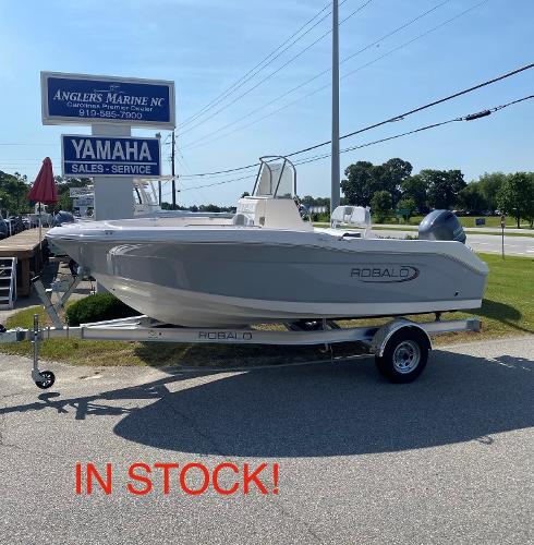 Robalo R180 Center Console 2025 Robalo R180 Center Console boat on trailer, available at Angler's Marine.
