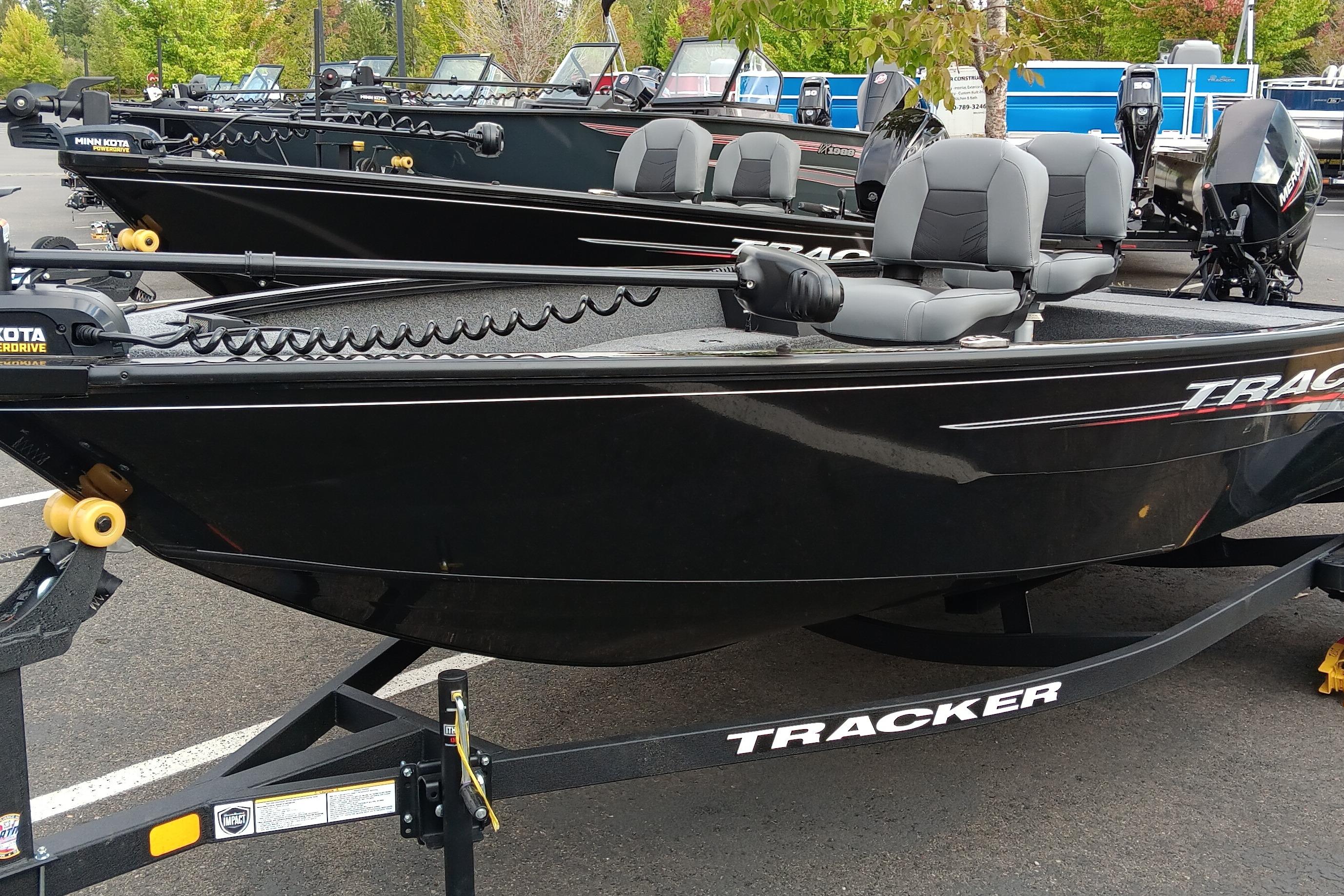 2025 Tracker Super Guide V-16 T