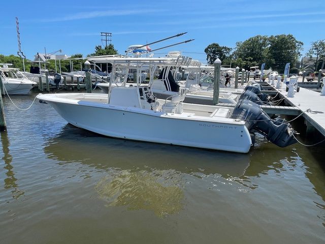 2006 Southport 26 Center Console