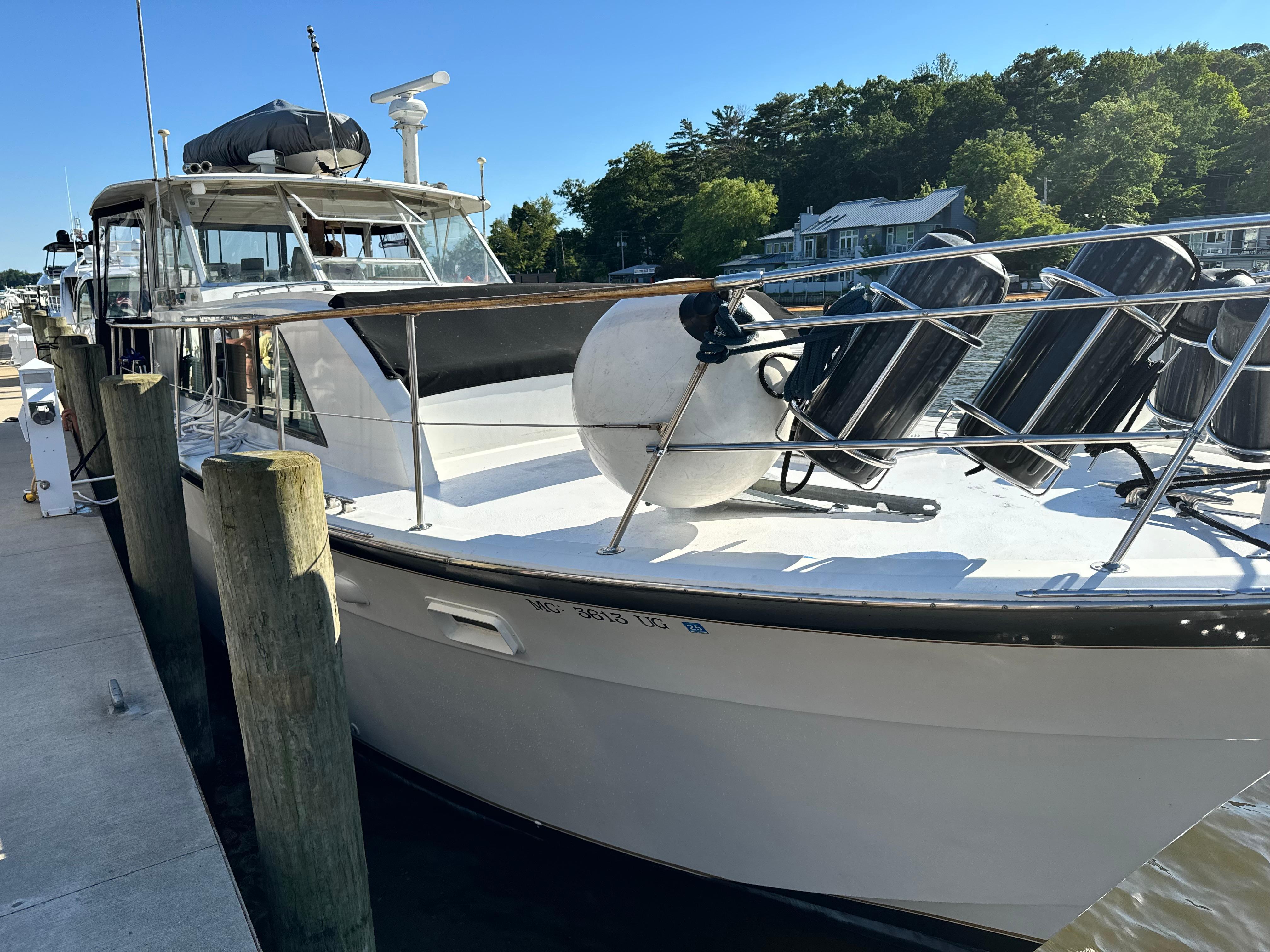 1974 Hatteras 43 Dual Cabin