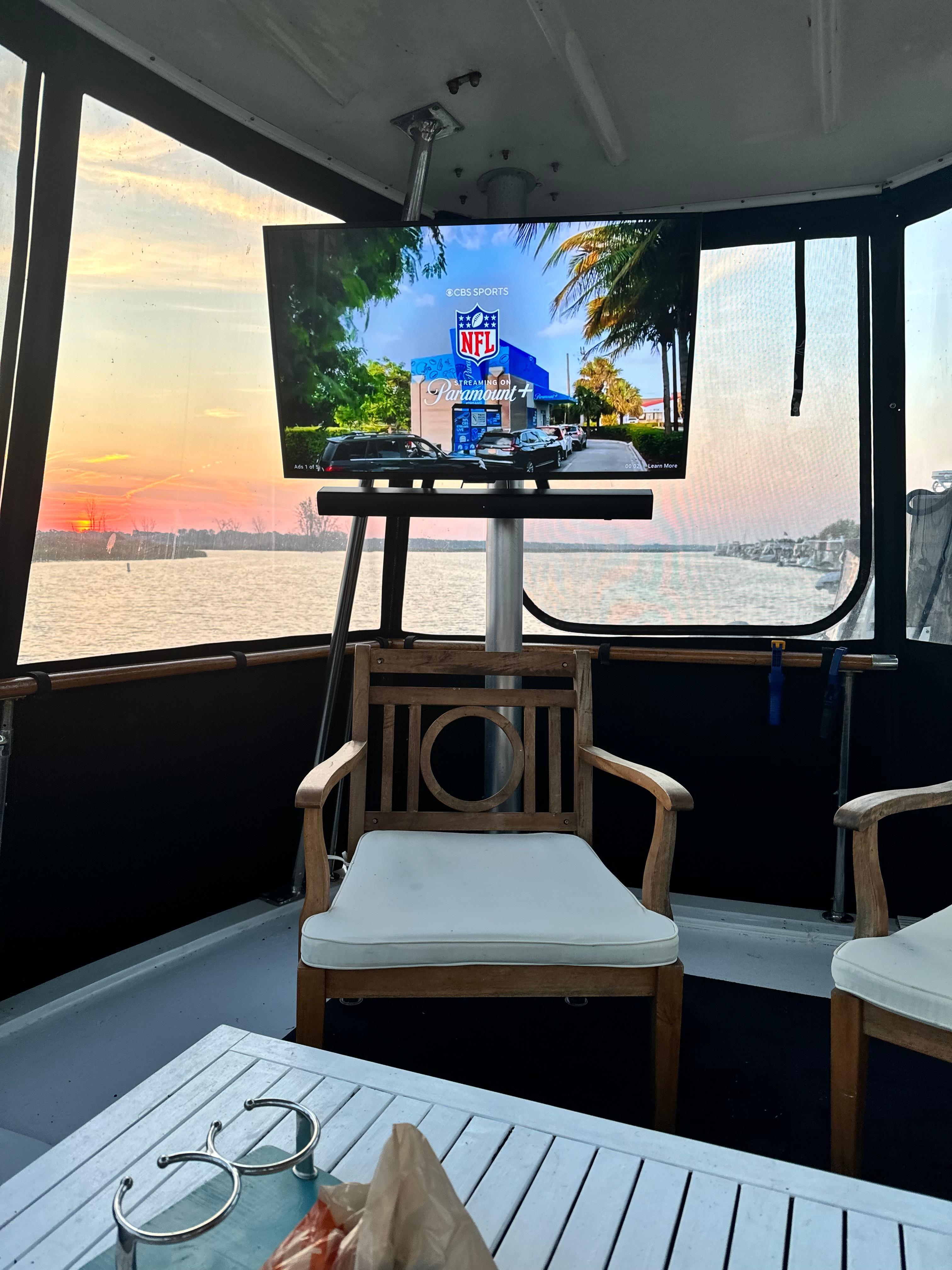 1974 Hatteras 43 Dual Cabin