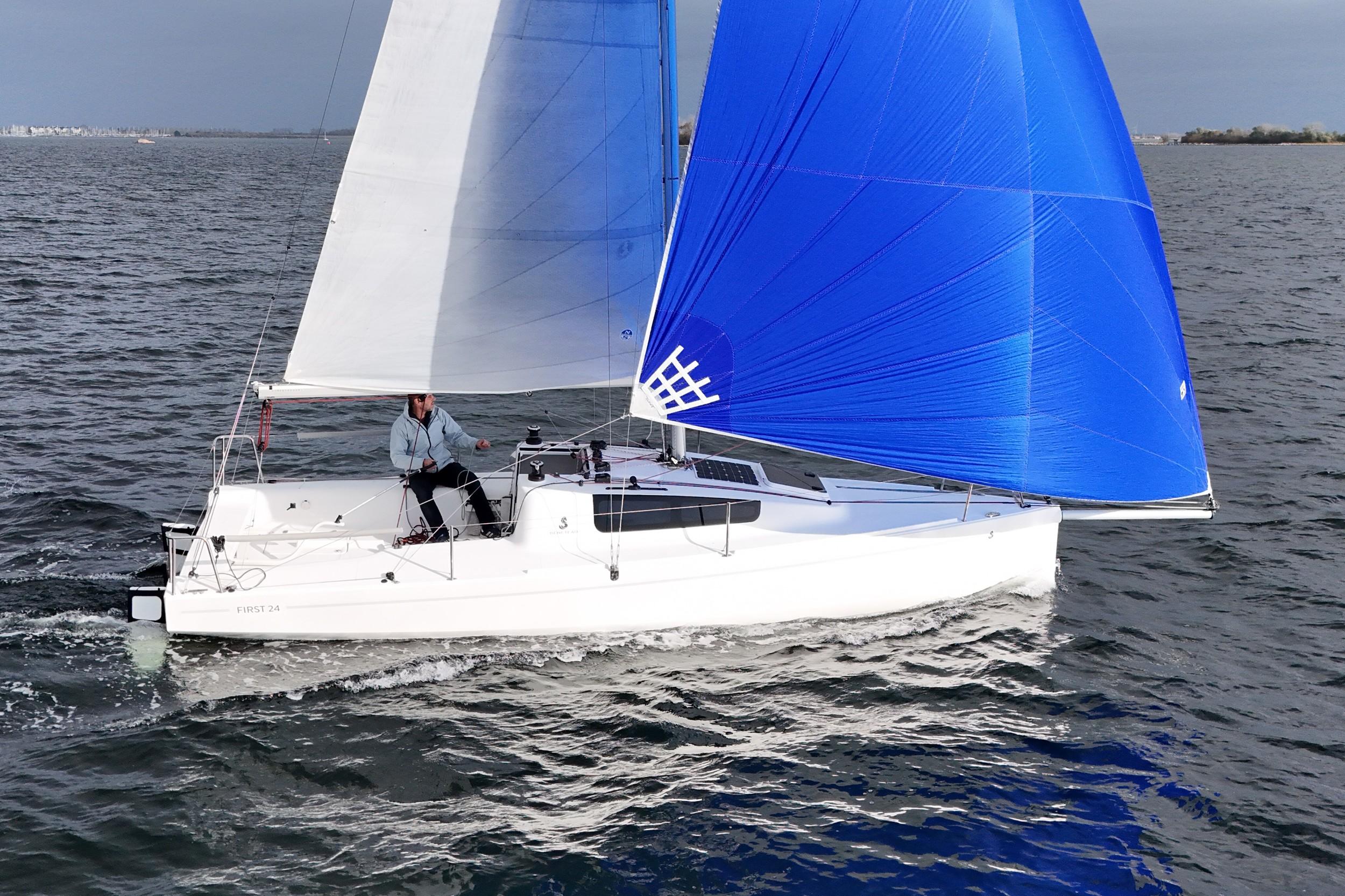 Beneteau First 24