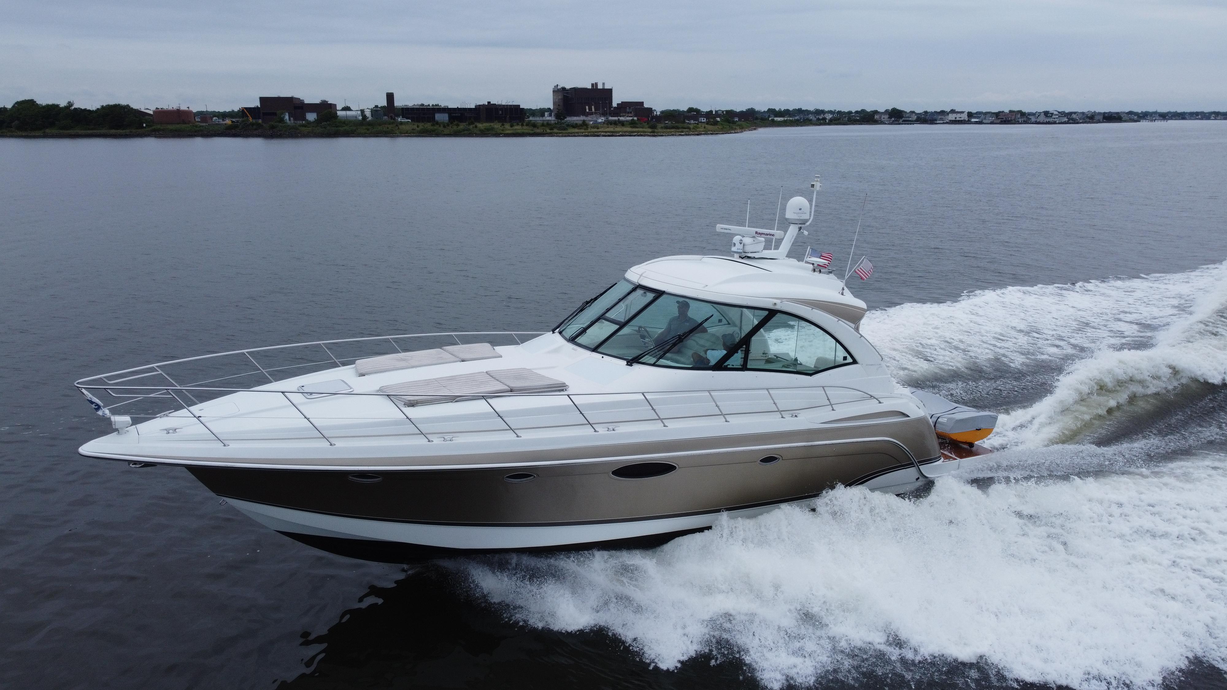 2008 Formula 45 Yacht