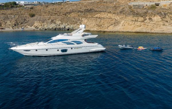 2008 Azimut 62