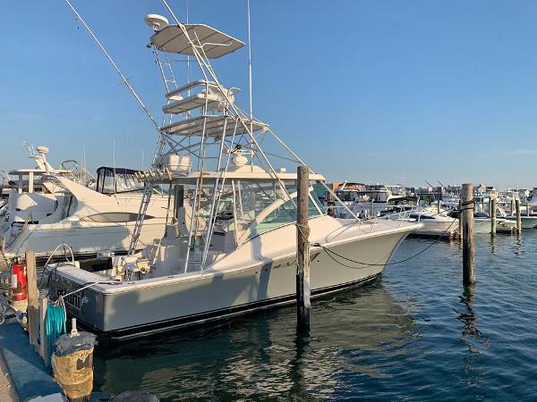 2002 Luhrs 40 Open