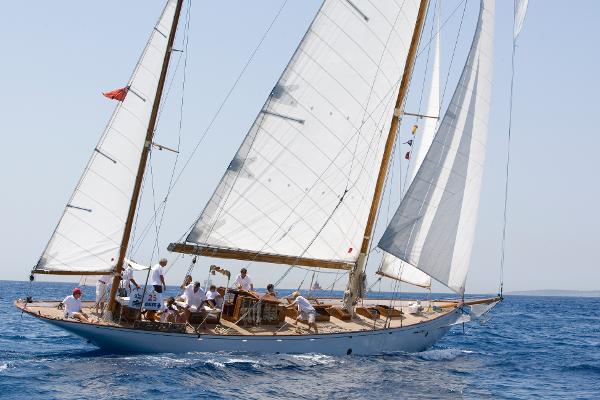 Old sailing shop yachts for sale