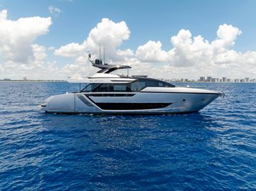 2025 Riva 82' Diva