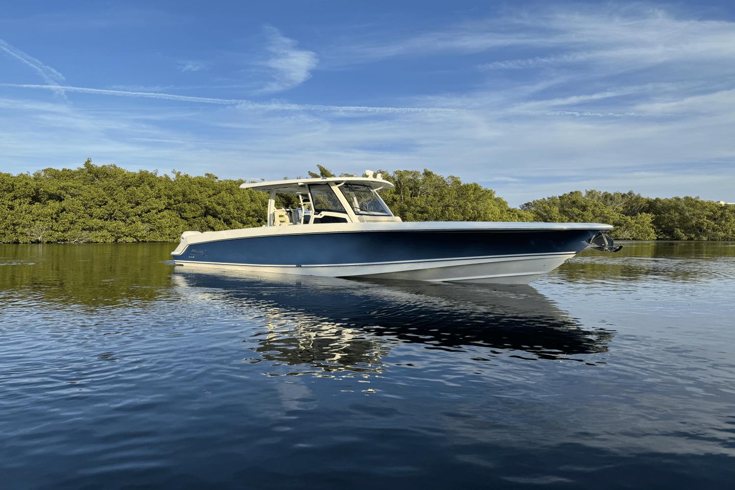2018 Boston Whaler 380 Outrage