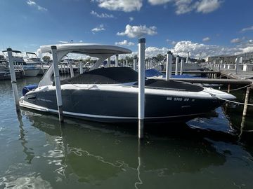 2023 Regal 2800 Bowrider