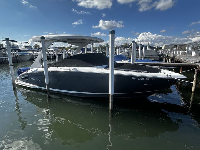 2023 Regal 2800 Bowrider