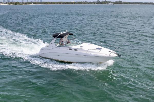 Sea Ray 320 Sundancer