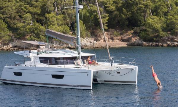 2018 Fountaine Pajot Helia 44 Evolution