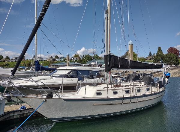 1997 Pacific Seacraft 37