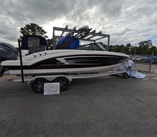 2026 Chaparral 23 SSi OB In stock Trailer included