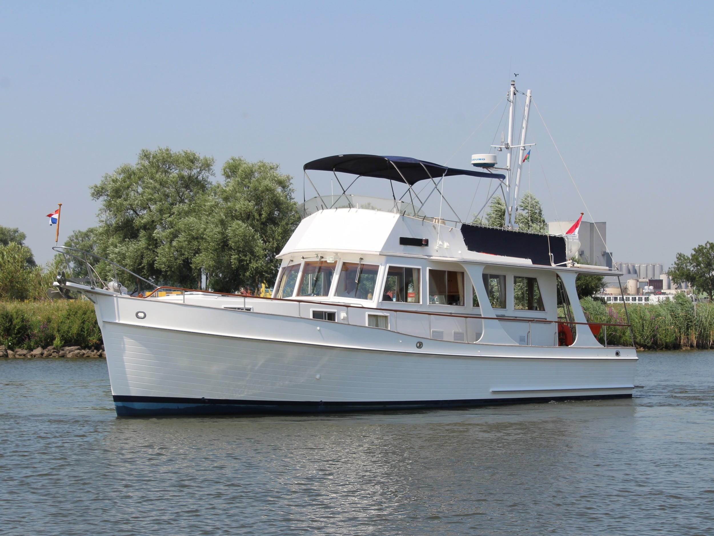 1994 Grand Banks 46 Europa
