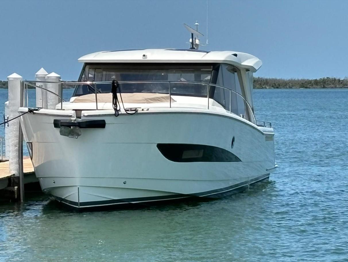 2020 Greenline 39 E-Drive