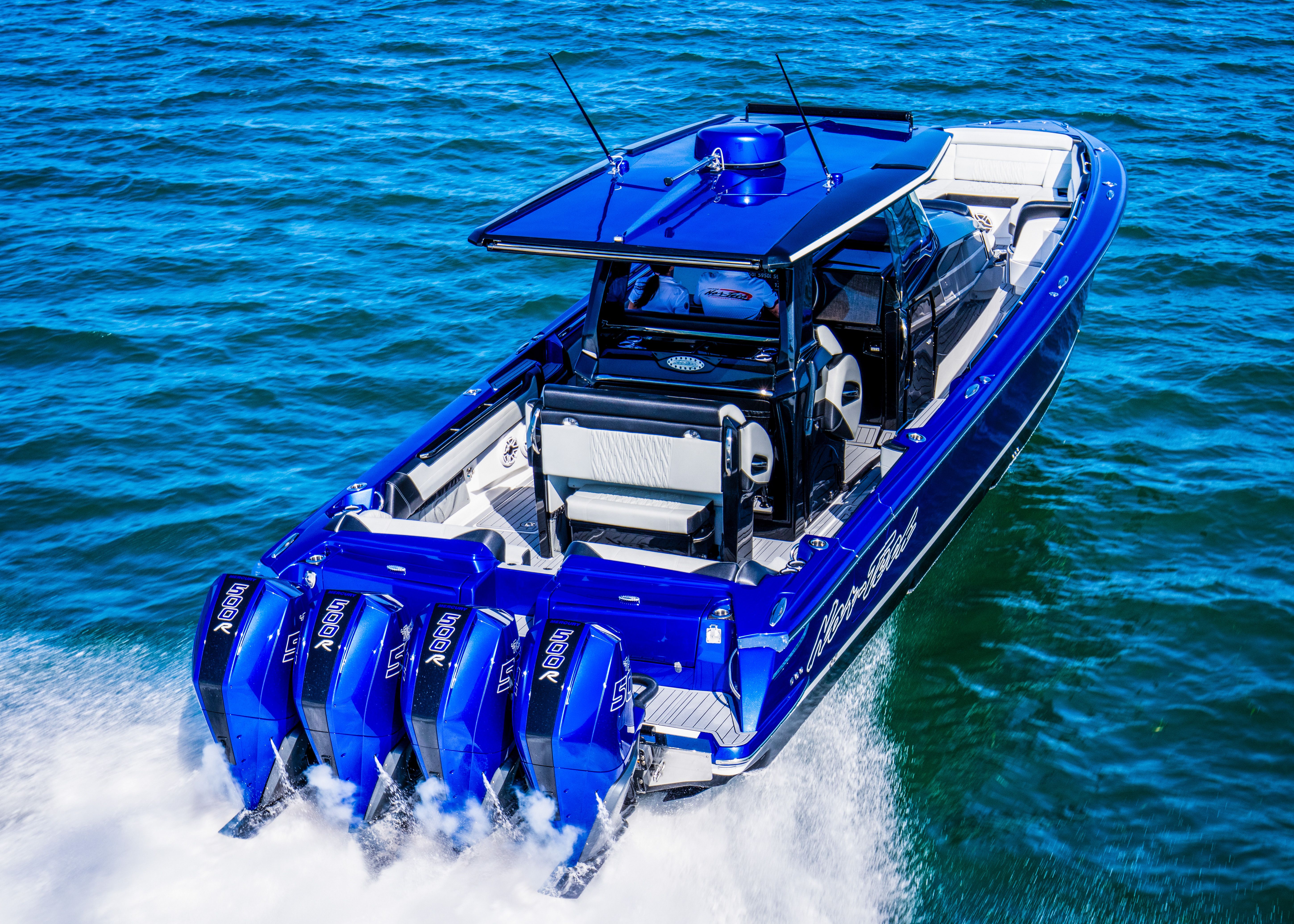 Nor-Tech 450 Sport Center Console 2026 Nor-Tech 450 Sport Center Console boat cruising on blue ocean waters.