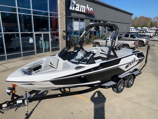 Page 3 Of 100 All New Ski And Wakeboard Boats For Sale Boats Com