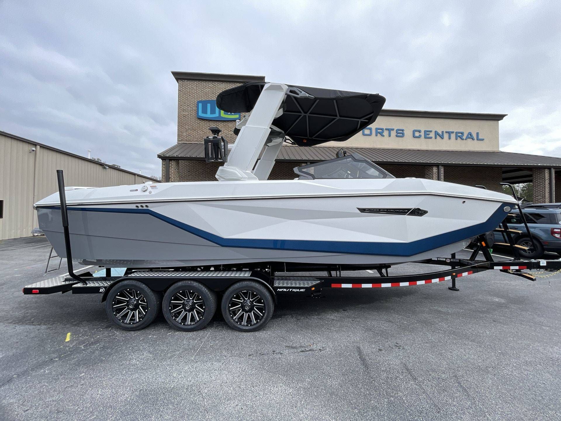 2025 Nautique G25