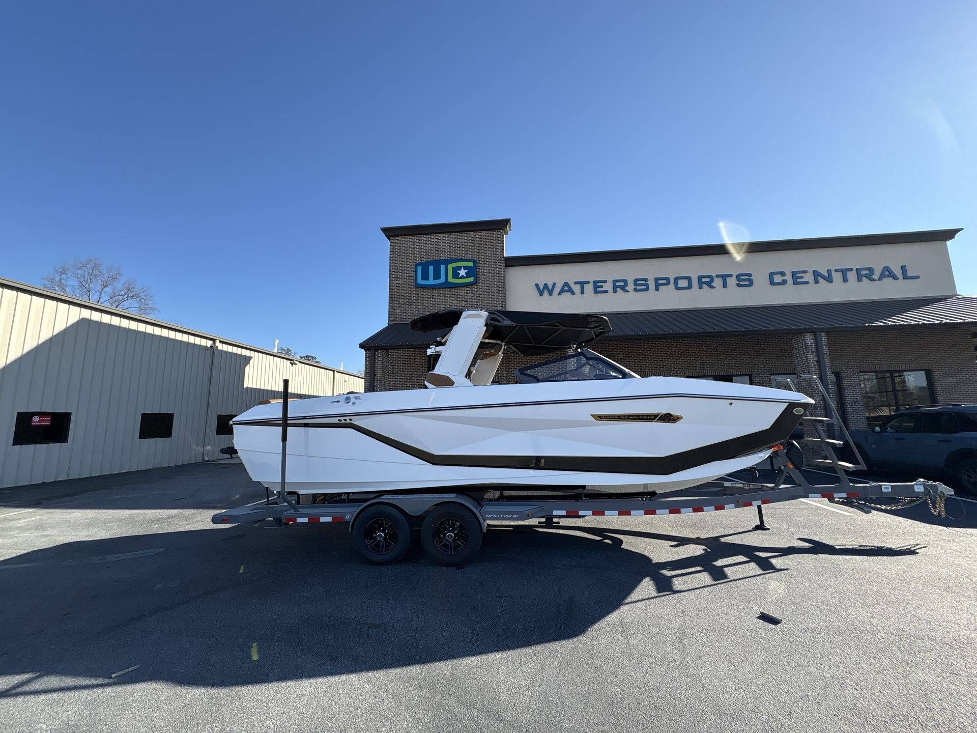 2025 Nautique G25
