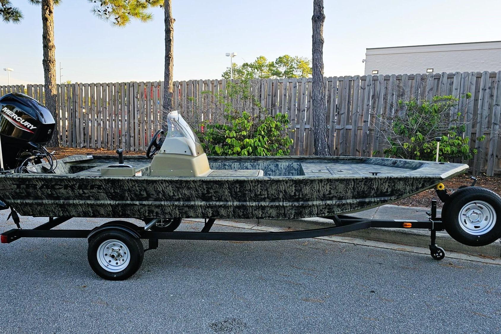 2026 Tracker Grizzly 1648 SC