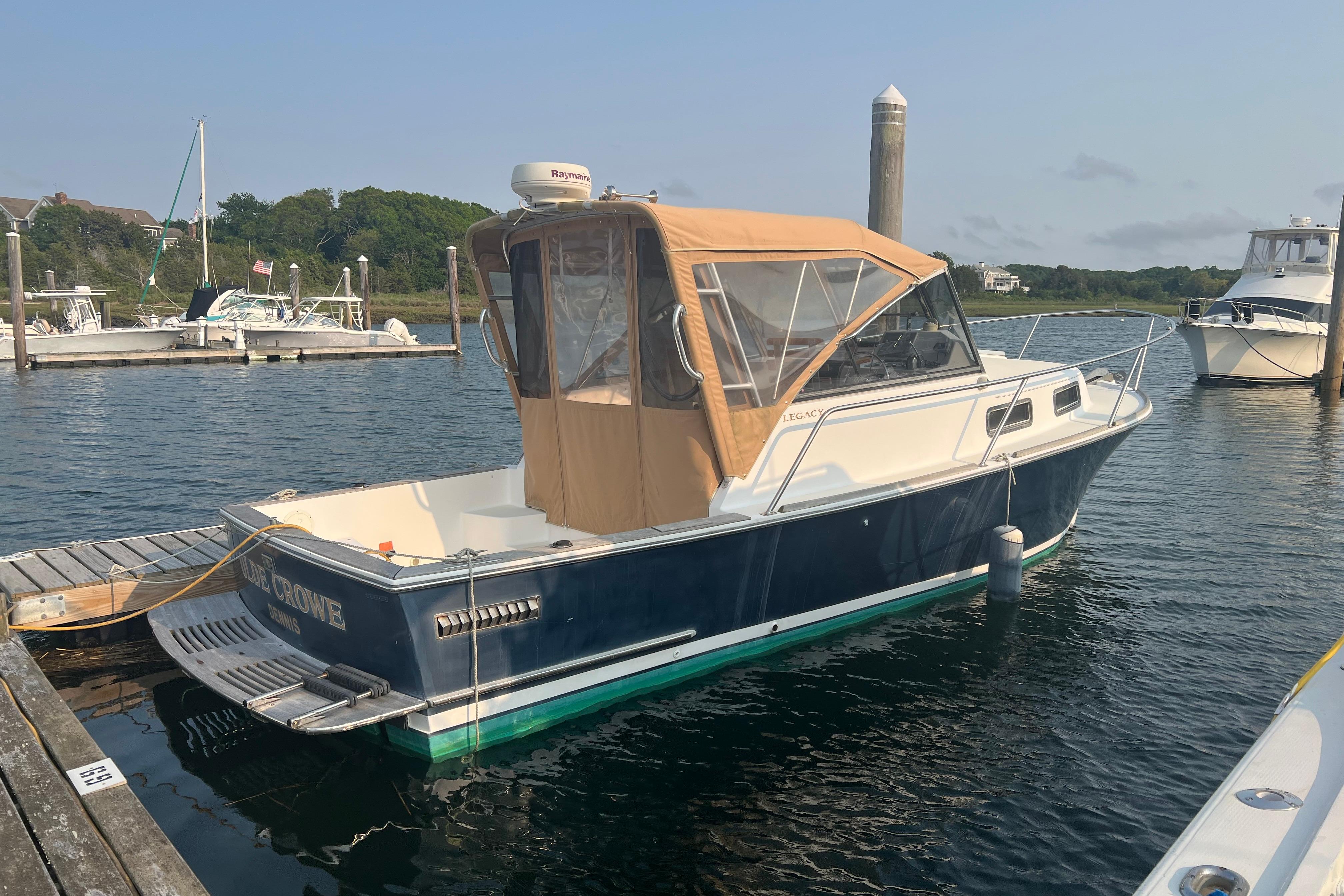 2005 Legacy Yachts 28