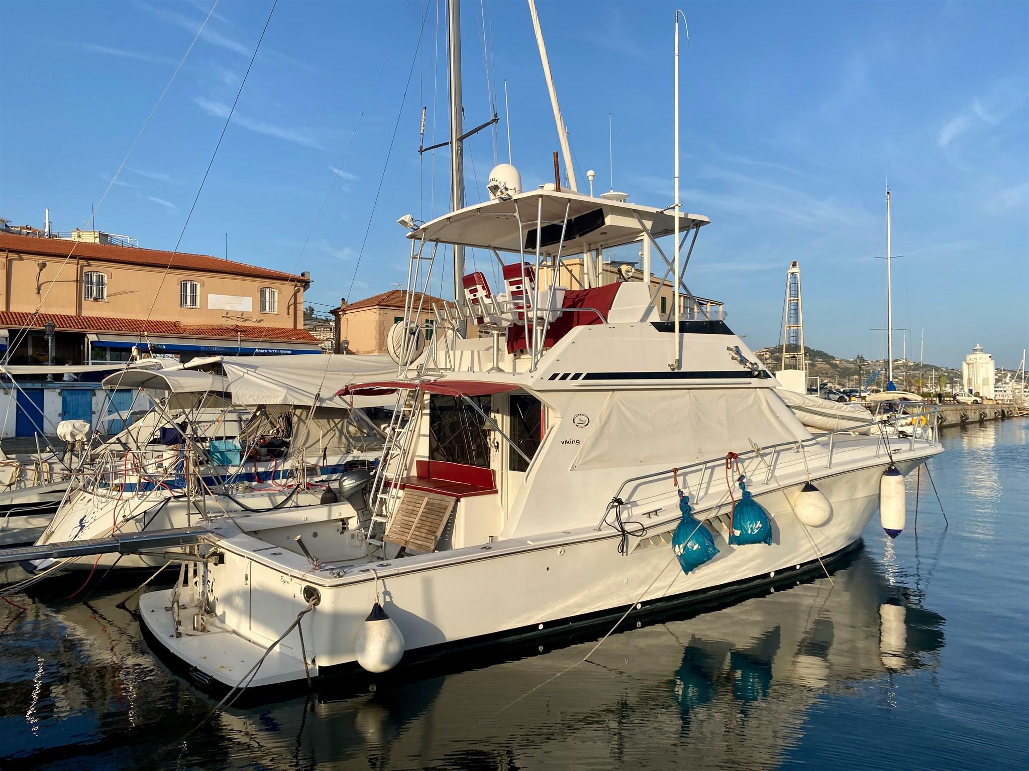 1994 Viking 43 Convertible