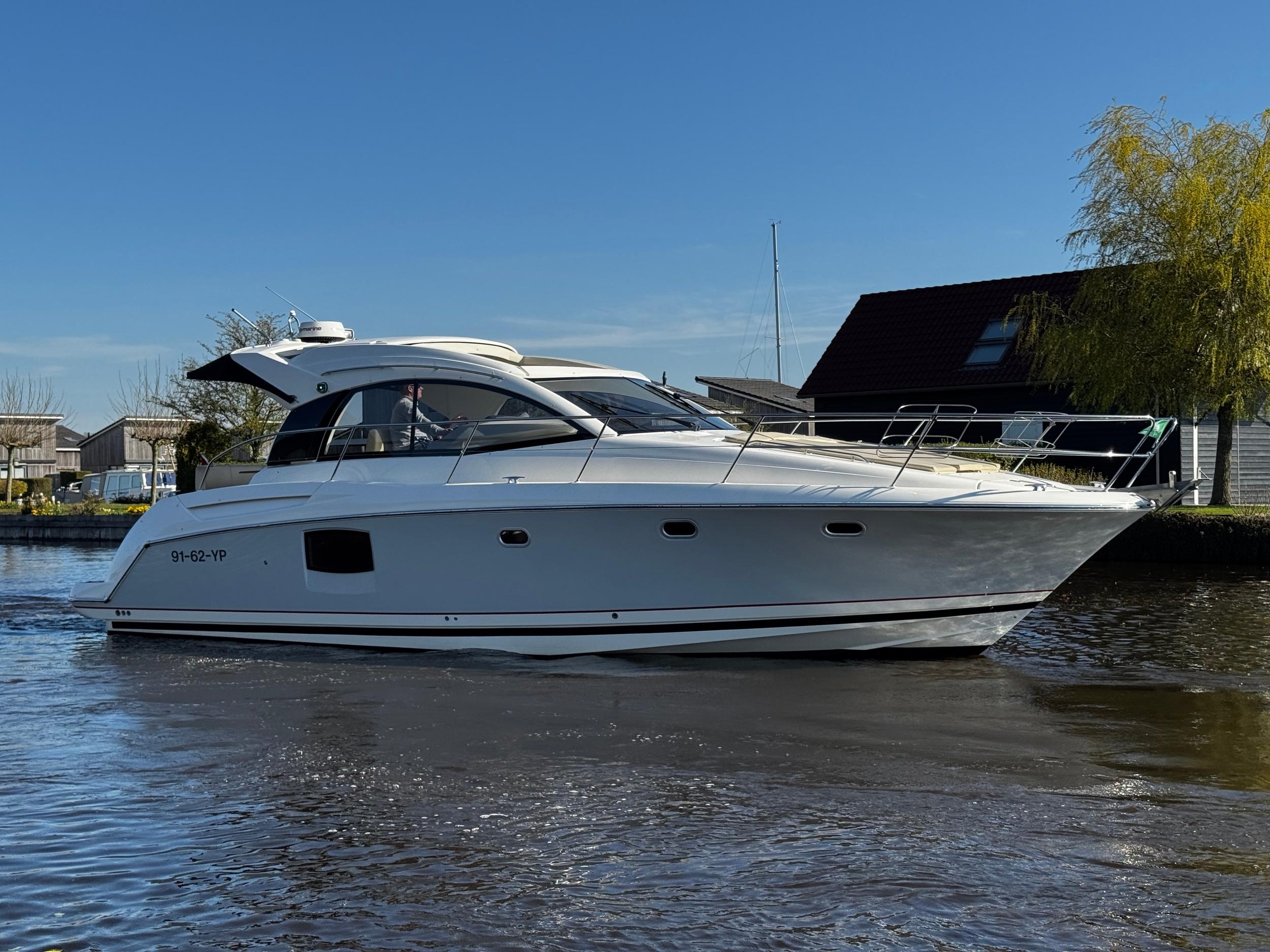2009 Jeanneau Prestige 38S