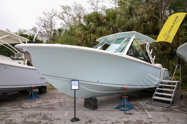 2025 Sailfish 276 DC