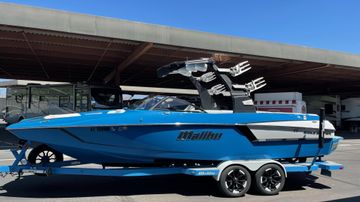 2017 Malibu Wakesetter 24 MXZ