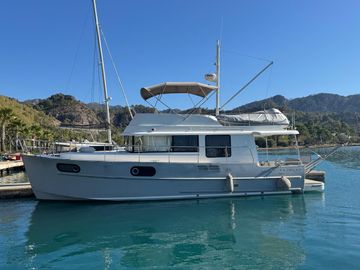 2012 Beneteau Swift Trawler 44