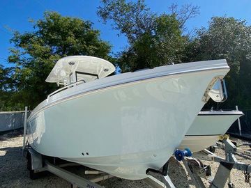 2025 Parker 2600 Center Console