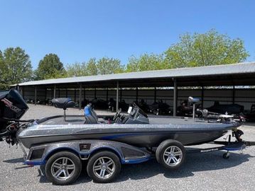 2024 Ranger Z521R