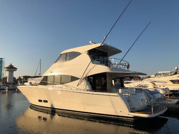 Maritimo M51 Motor Yacht