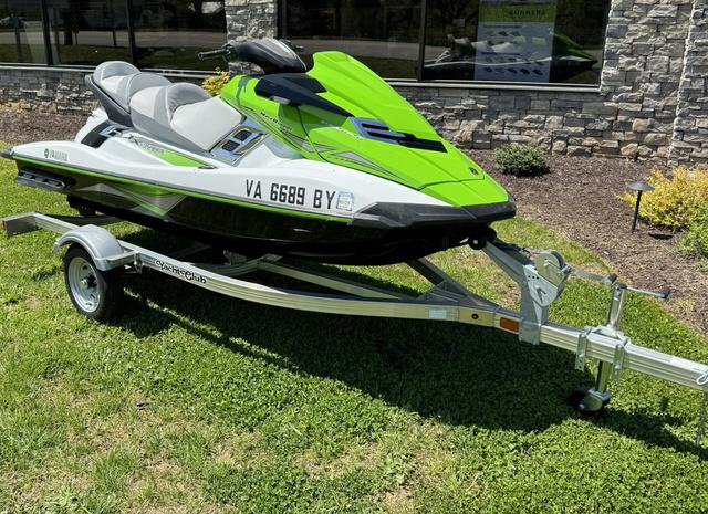 2016 Yamaha WaveRunner FX Cruiser HO