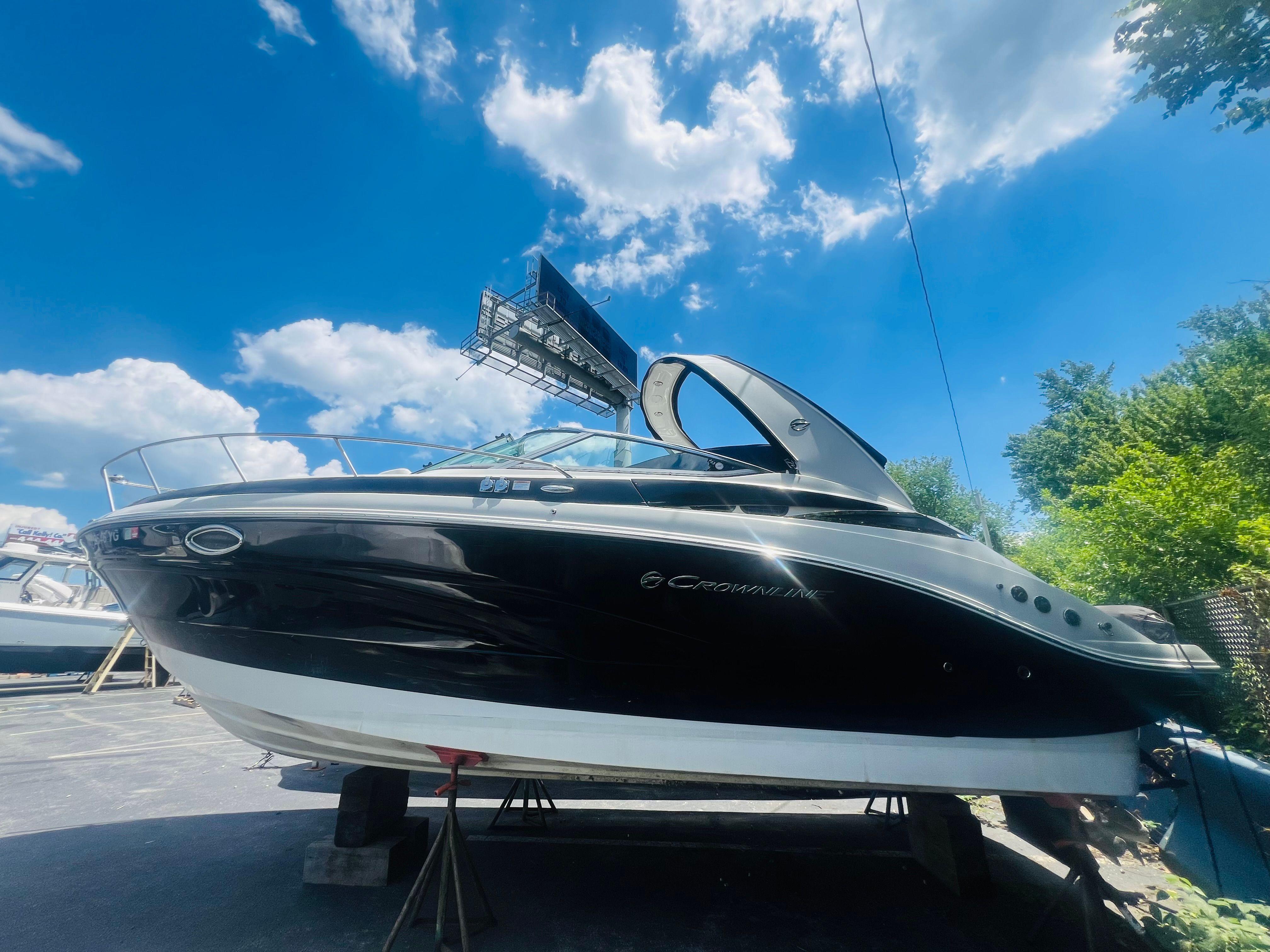 2019 Crownline 264 CR