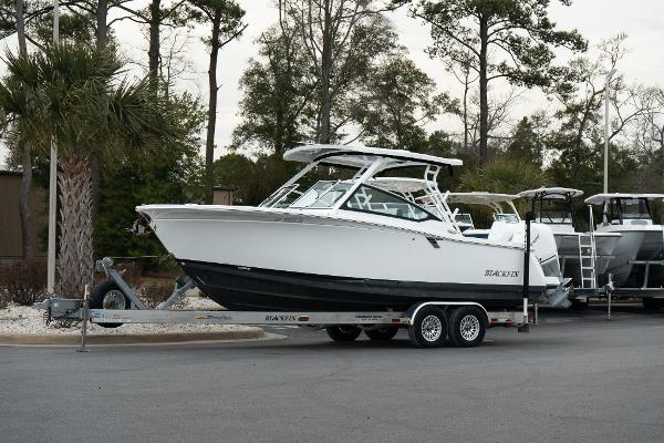 2023 Blackfin 272 DC