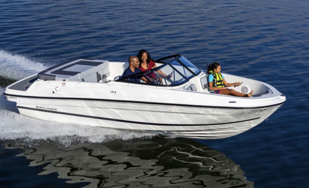 2024 Bayliner VR4 Bowrider I/O