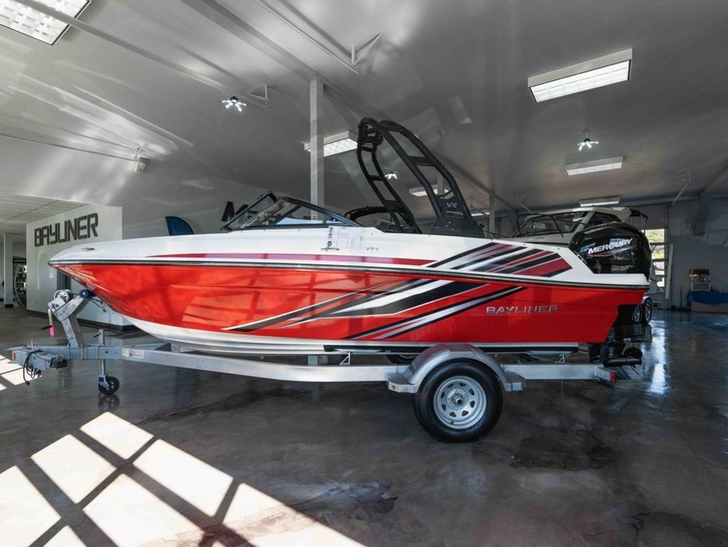 2024 Bayliner VR4 Bowrider OB